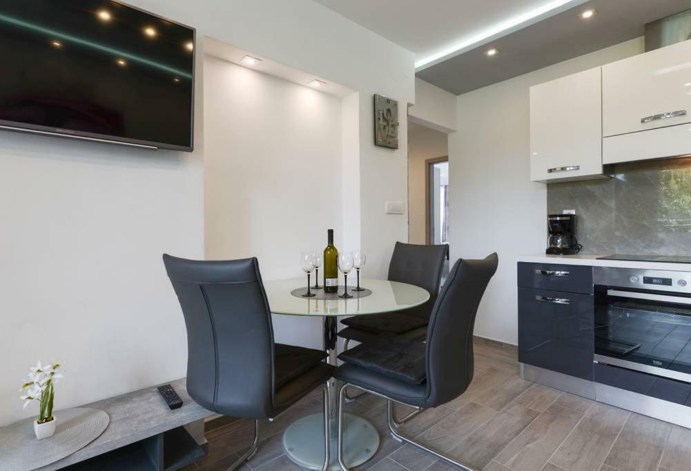 Reza Luxury Apartment 扎达尔 外观 照片