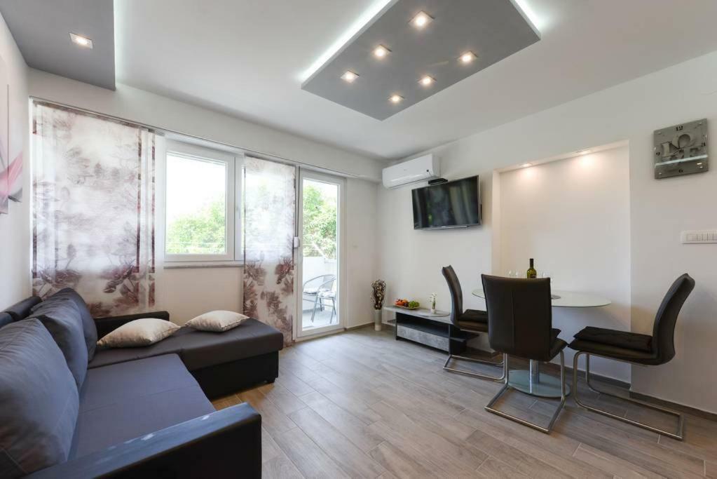 Reza Luxury Apartment 扎达尔 外观 照片