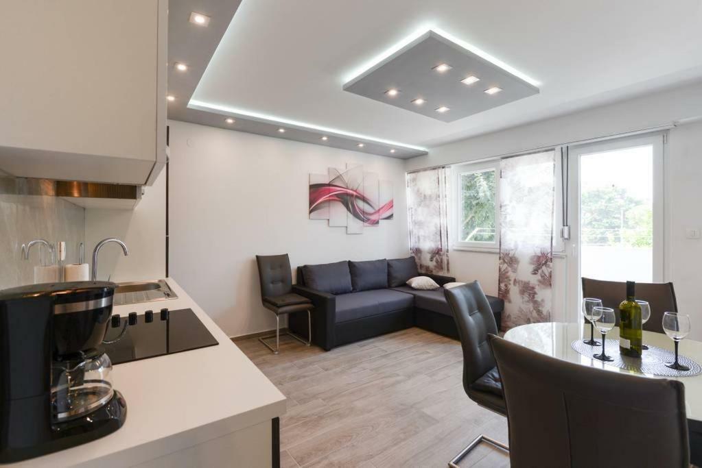 Reza Luxury Apartment 扎达尔 外观 照片