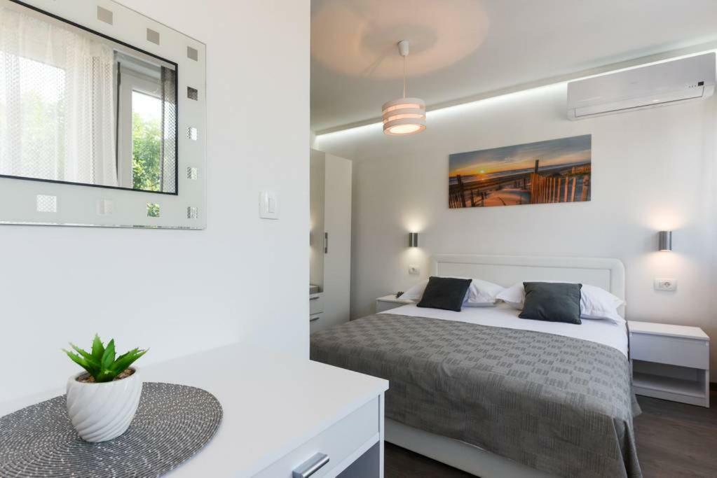 Reza Luxury Apartment 扎达尔 外观 照片